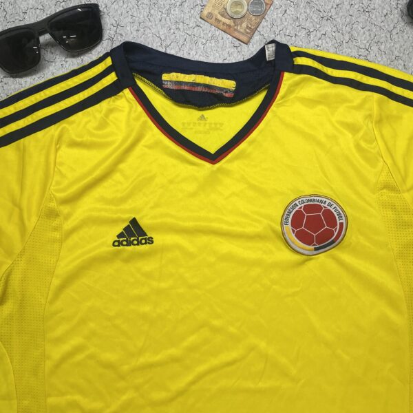 Colombia Adidas Jersey SIZE L - Image 4
