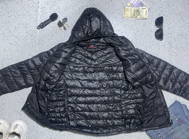 KOREAN PUFFER BLACK JACKET SIZE S - Image 3