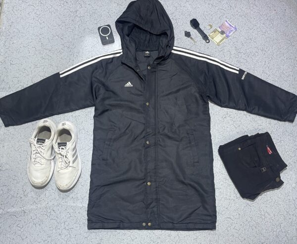 ADIDAS PARKA JACKET SIZE M