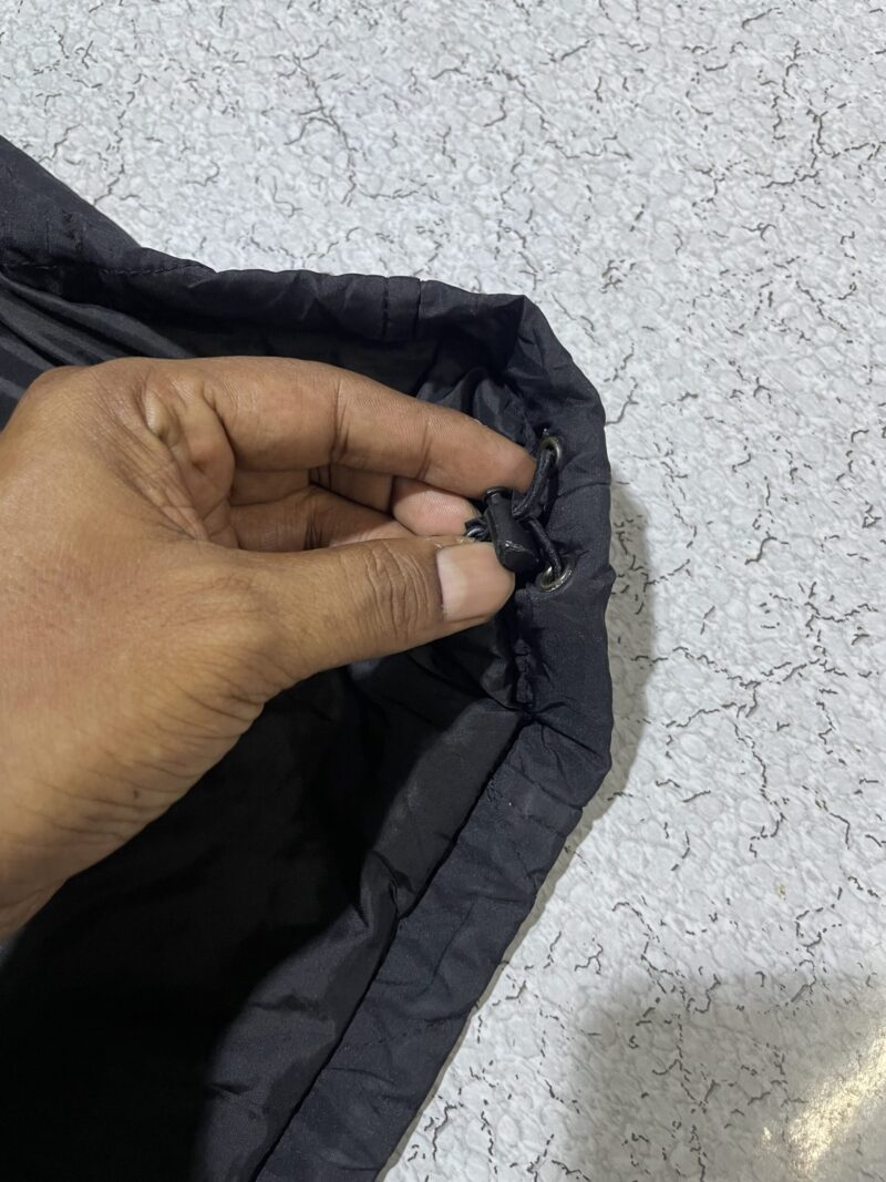 The North Face Winter Jacket L - Image 7