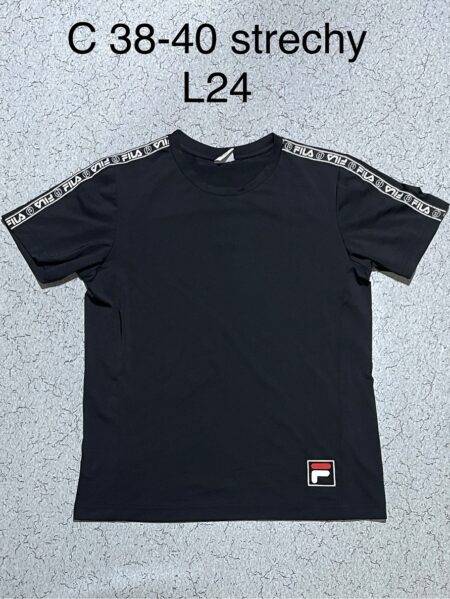 Fil* OG gym or sportswear wear tshirt size M condition like new

Chest 38-40
Len...
