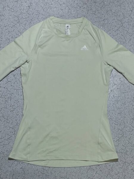Women compression size S to L

Chest 32 to 42
Length 27
Price 1k

#thriftstorein...