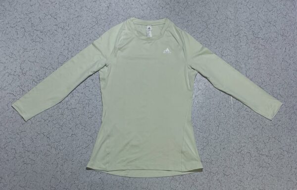 Women compression size S to L

Chest 32 to 42
Length 27
Price 1k

#thriftstorein...