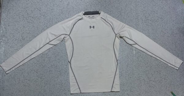 SOLD OUT  

UA high compression condition 99%  size S to L

Chest 32 to 42
Lengt...
