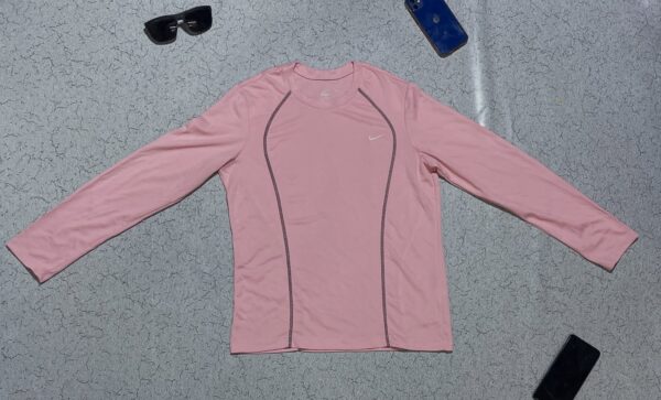 Women core compression size S to M condition 99%

Chest 36 to 38
Length 24

Pric...