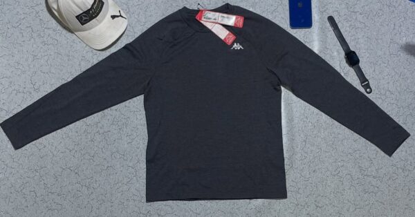 Kappa compression new with tag size S To L 

Chest 34 to 42
Length 24

Price 800...