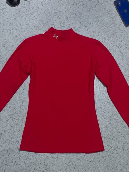 Gym core compression size XS condition 99 

Chest 28 to 40

Length 24

Price 110...