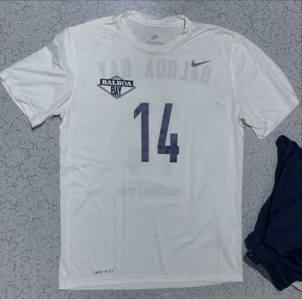 SOLD OUT  

Dry fit jersey size M condition 100%  unsused

#indiathriftstore #th...