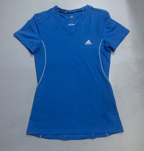 Adidas compresssion tshirt for women size S 

See images for details

Chest 28
L...