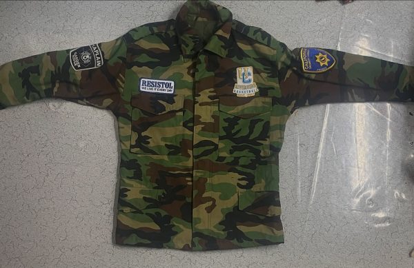 100% original uniform

Chest 40

Length 25

Shoulder 18

Zip is high quality cop...