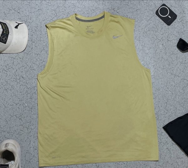 Dry fit tee sleeveless size L condition 100%