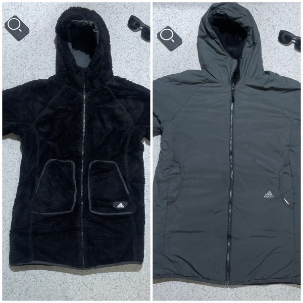 SOLD OUT  

Parka type reversible 1 side very smooth fleece other aide is puffer