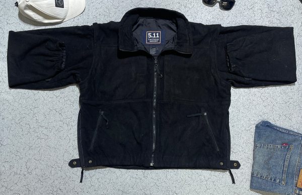 SOLD OUT  

5.11 brand , tactical series , shell body wool inside polyster  jack