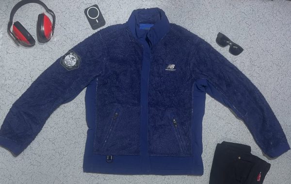 NB patrol alaska high point fleece

Size XL

Chest 44
Length 27

Condition 10/9