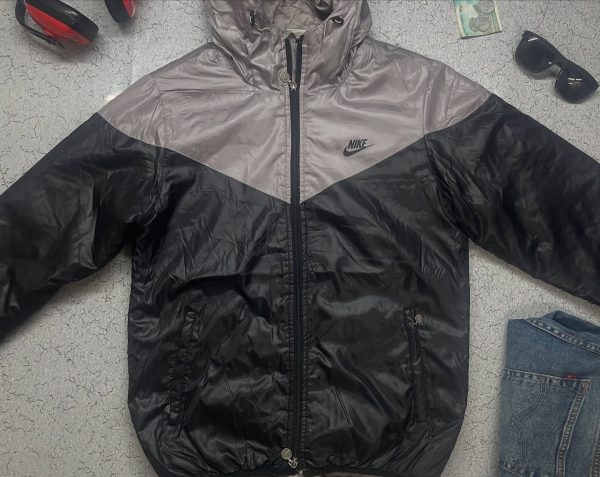 SOLD  

Nylon Windbreaker Jacket Nike Nylon Windbreaker Jacket Sportswear
Size L