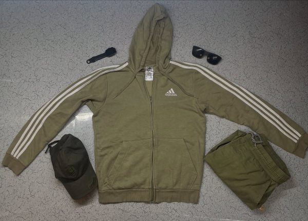 Size M

Chest 38-40

Length 25

Shoulder 18

Condition 10/9