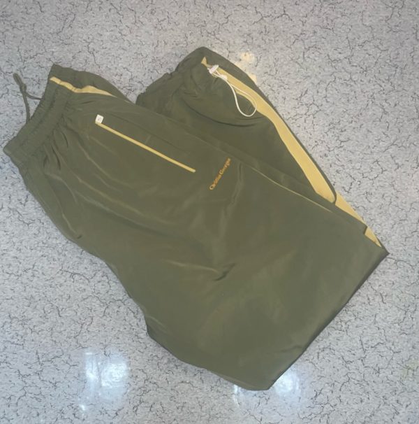 SOLD OUT  

Christian George thrift track pants

Size L Xl fits well

Conditon 1...