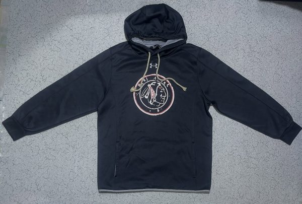 Hoodie for normal winter size XL condition 98% 

Chest 44
Length 27