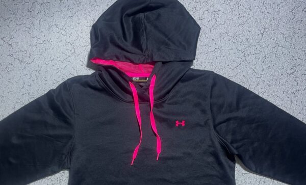 Ua thrift hoodie