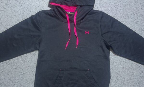 Ua thrift hoodie