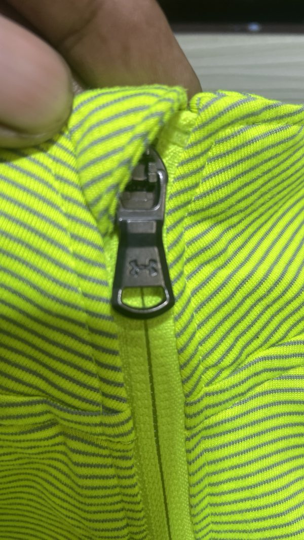 Under Armour heatgear half zip up tshirt green size M - Image 6