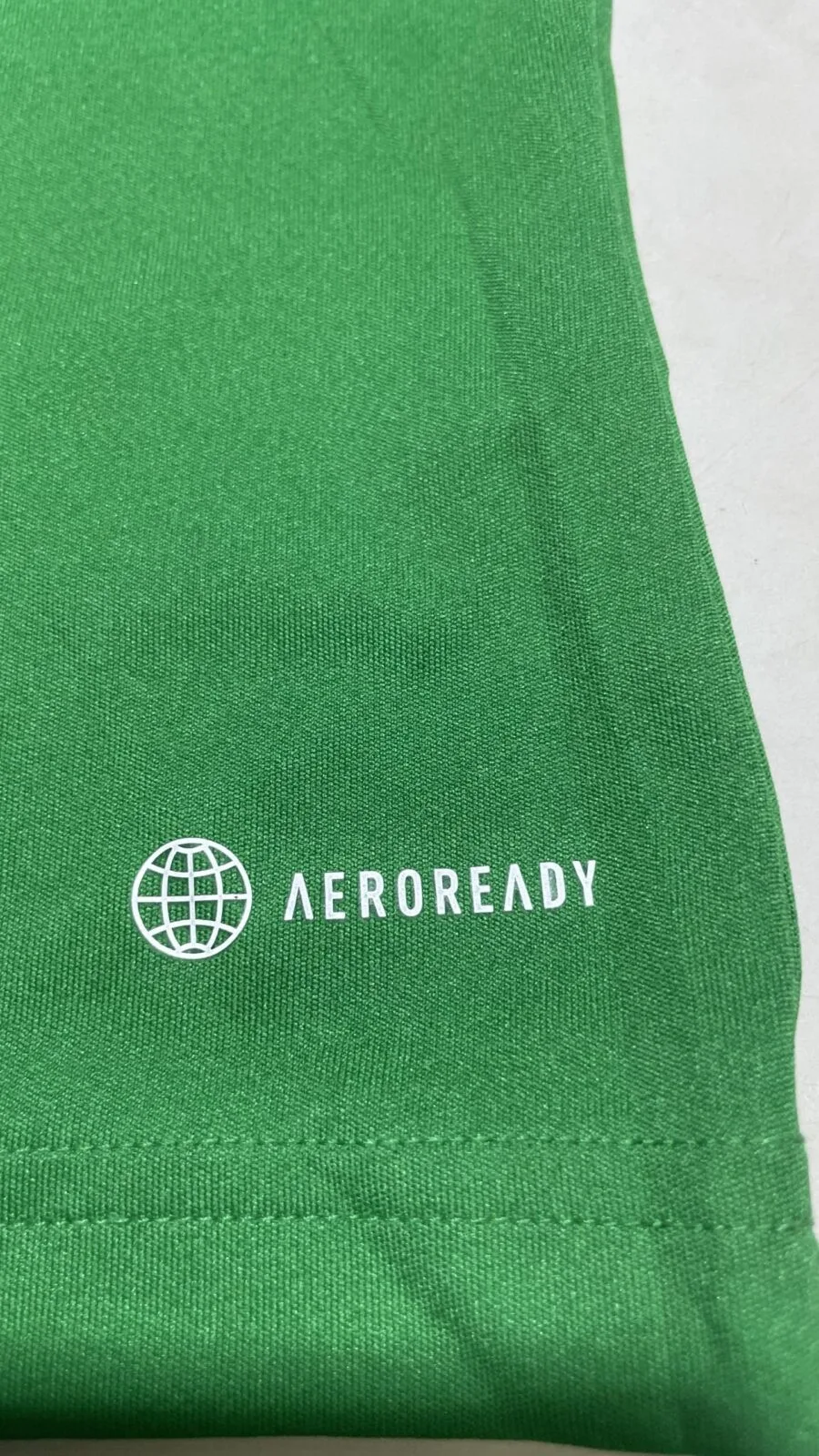 Adidas Aeroready NSC jersey V neck greeen size S