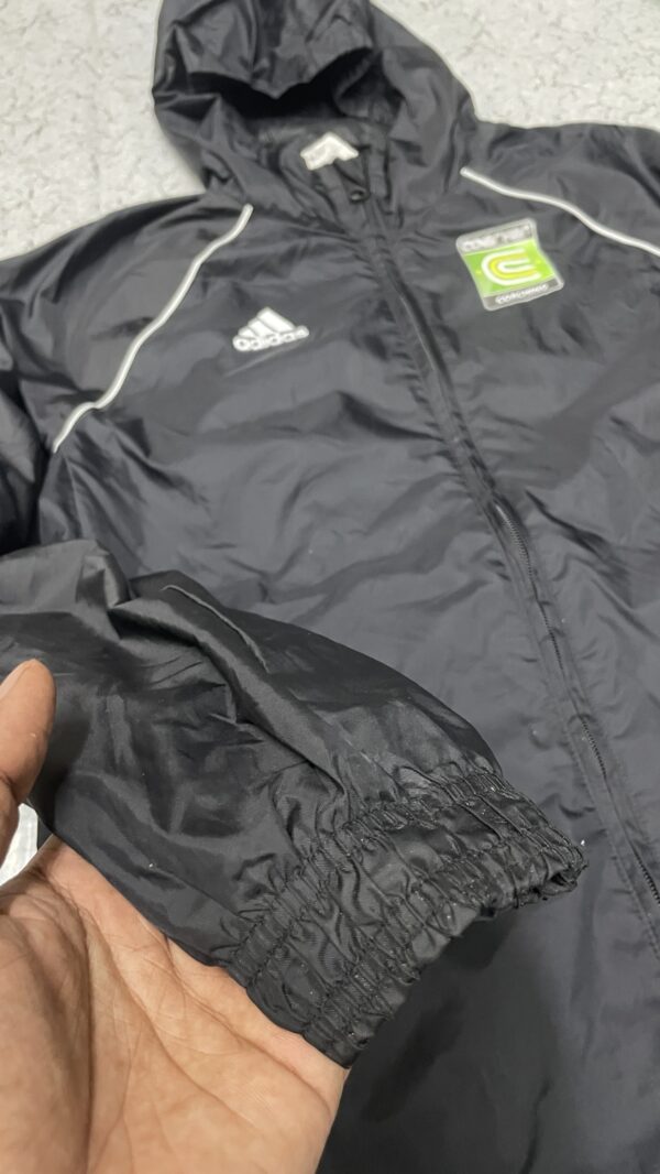 Adidas Raincoat hoodie jacket size M black - Image 2
