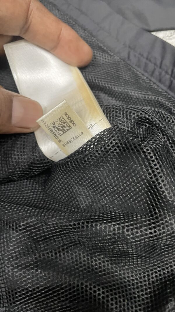 Adidas Raincoat hoodie jacket size M black - Image 4
