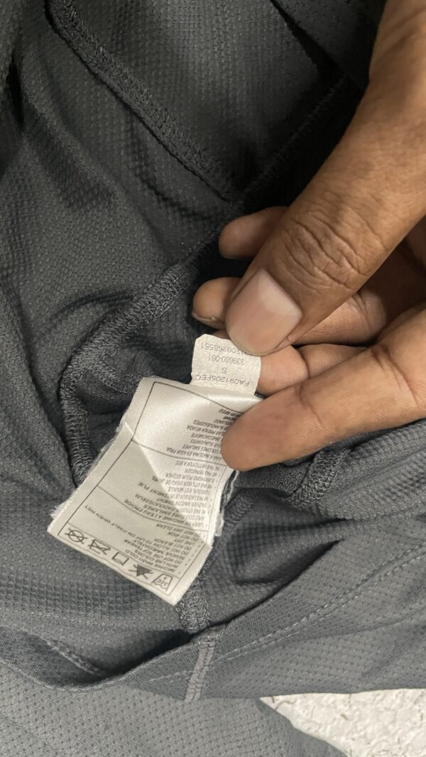 Nike Dri fit half zip up Tshirt dark grey size M - Image 5