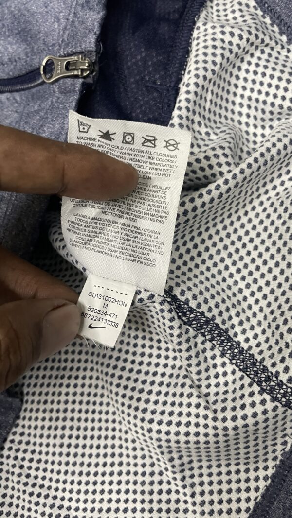 Nike Dri fit full sleeve women’s Tshirt size M - Image 3