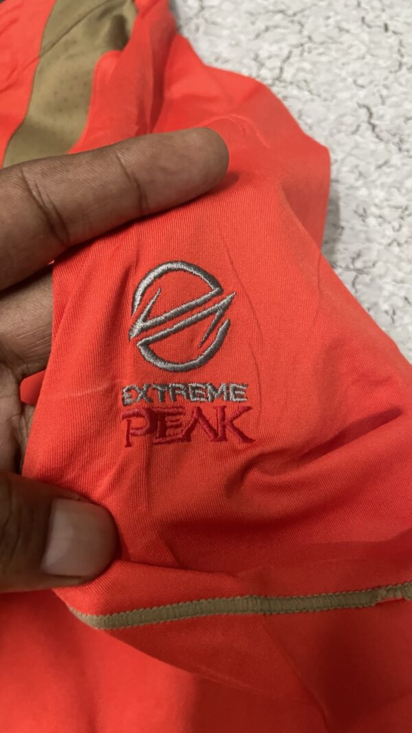 Black Yak Extreme Peak half zip Up Tshirt size M - Image 3