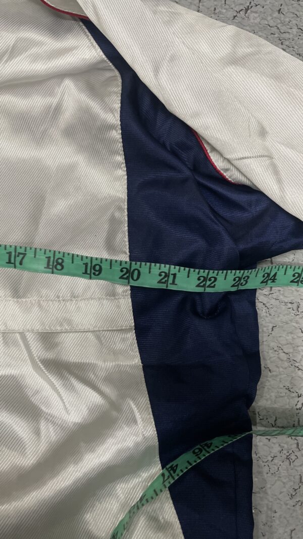 Asics winter Track Jacket loose silver shine size XL - Image 8