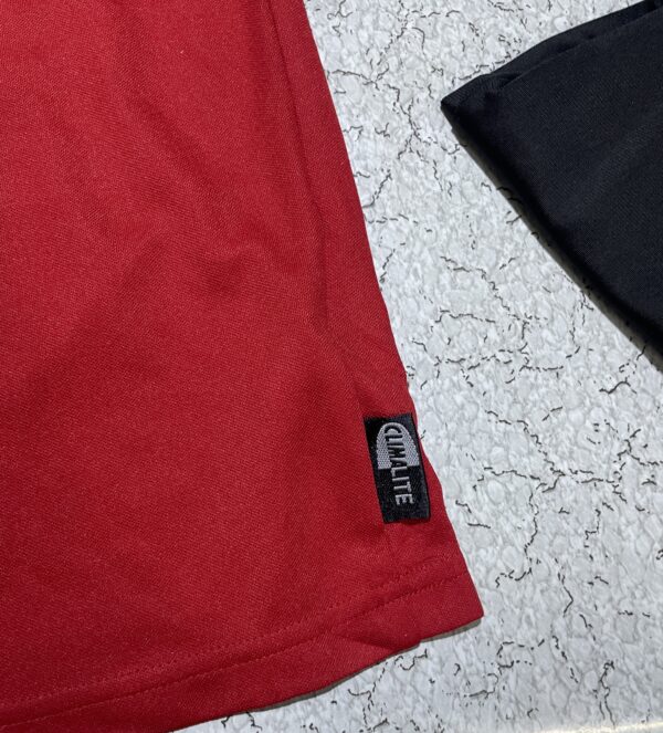 ADIDAS HAMBURGER SV (HSV) FOOTBALL SCHOOL JERSEY SIZE S RED - Image 3