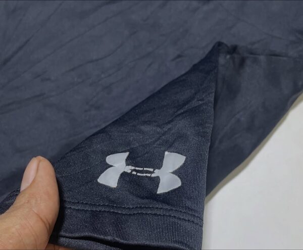 UNDER ARMOUR COLDGEAR FULL SLEEVE TSHIRT BLACK SIZE M - Image 3