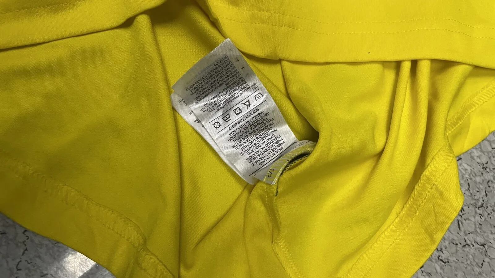 Adidas Aeroready football jersey Size M Yellow