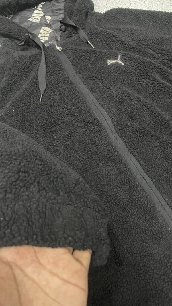 Puma reverse hooded jacket fleece and puffer black size XL - Image 3