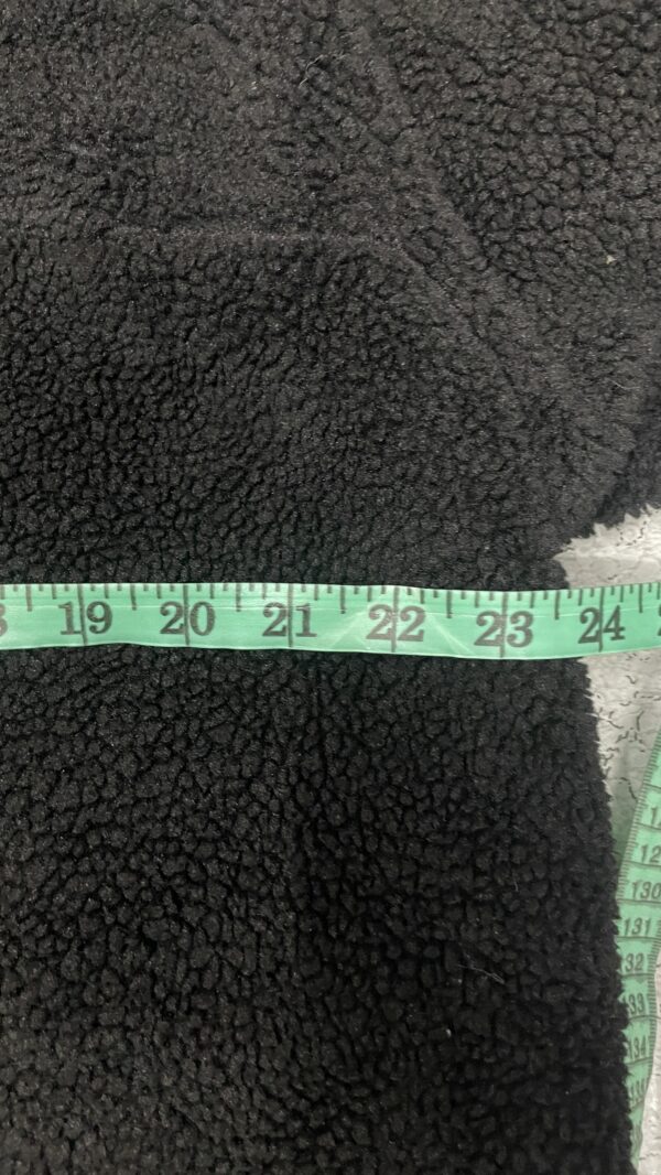 Puma reverse hooded jacket fleece and puffer black size XL - Image 10