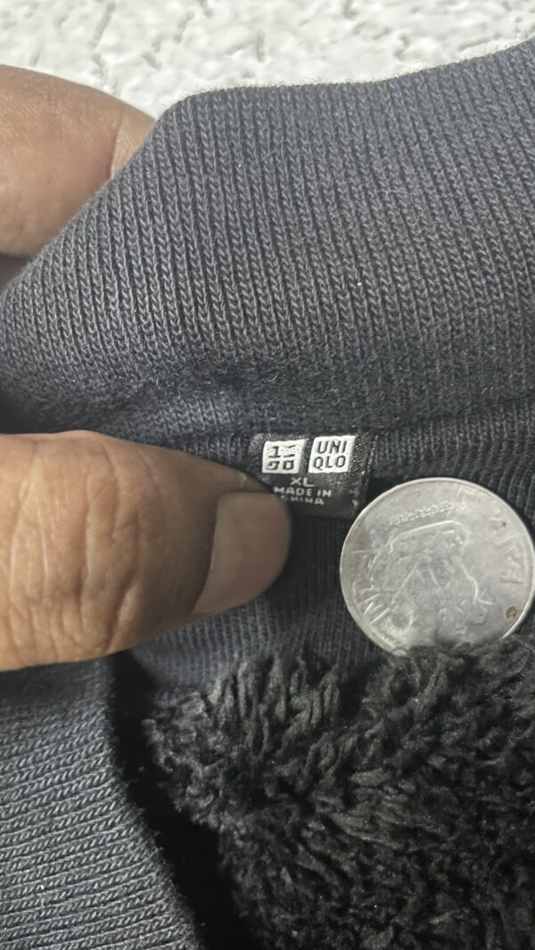 Uniqlo Sweater Black XL - Image 3