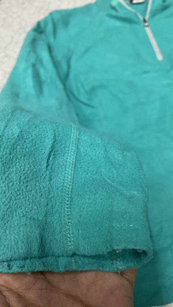 The north Face women’s sweatshirt size M - Image 7