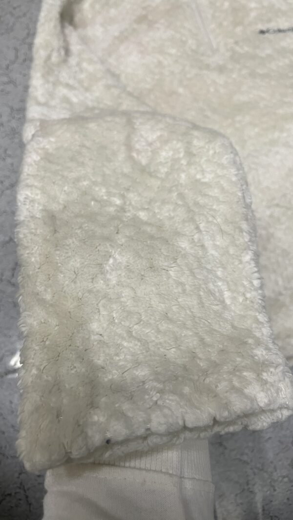 Columbia Women’s Lite Weight Sweater Off white Size M - Image 3