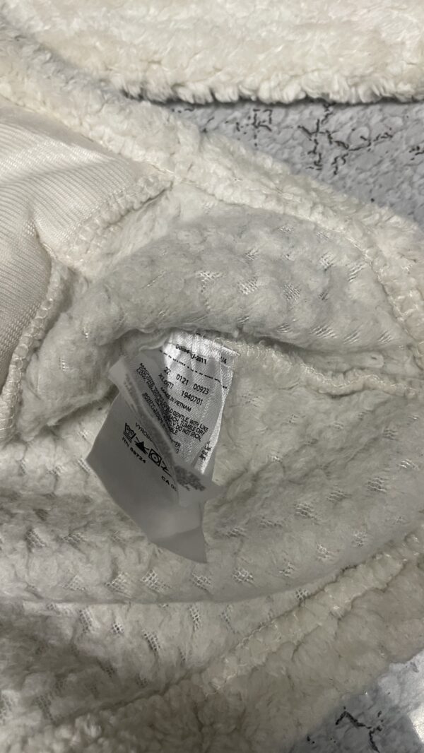 Columbia Women’s Lite Weight Sweater Off white Size M - Image 4