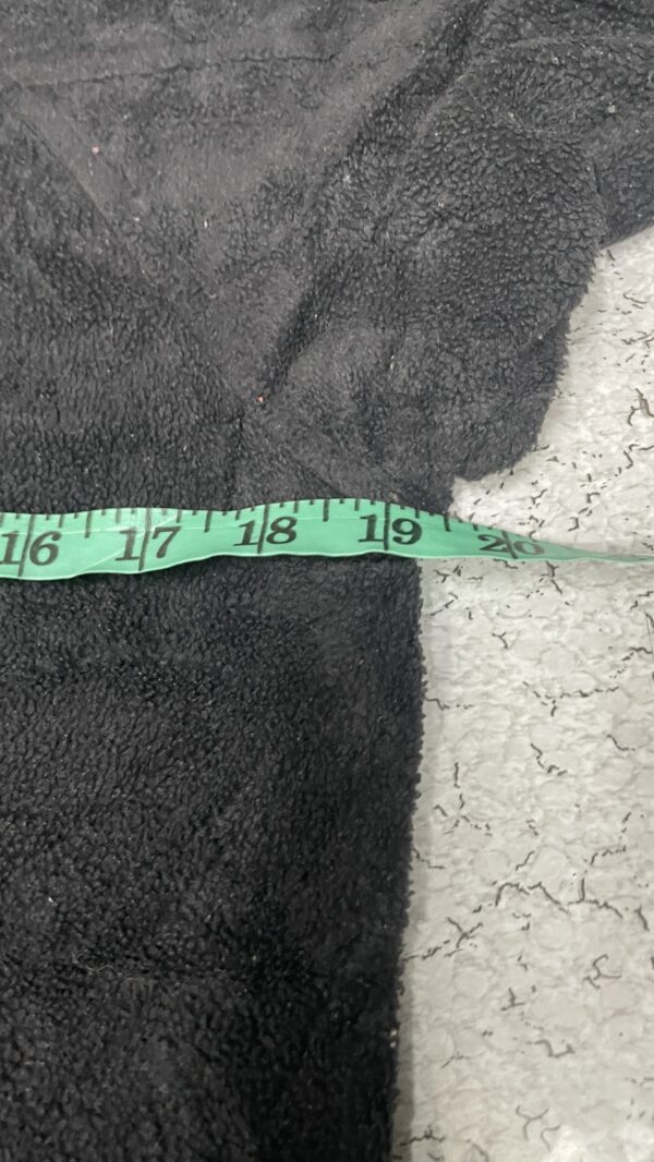 Columbia Women’s Fleece lite weight Sweatshirt black size M - Image 7