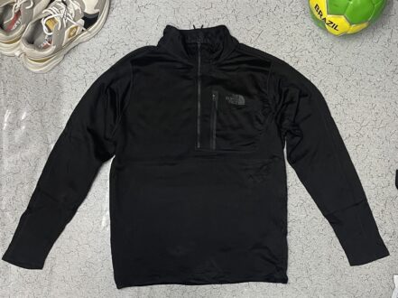 The North Face Men’s Half Zip Up Lite Weight Tshirt Black Size L