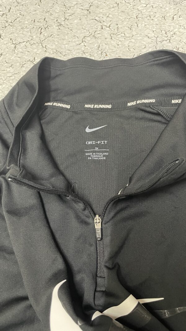 Nike Running Dri Fit Swoosh Half Zip Up oversized Tshirt Balck size XXL - Image 6