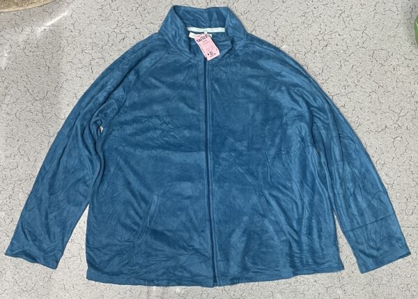 Carole Hotchman Women’s Winter Sweatshirt lite Weight Size XL