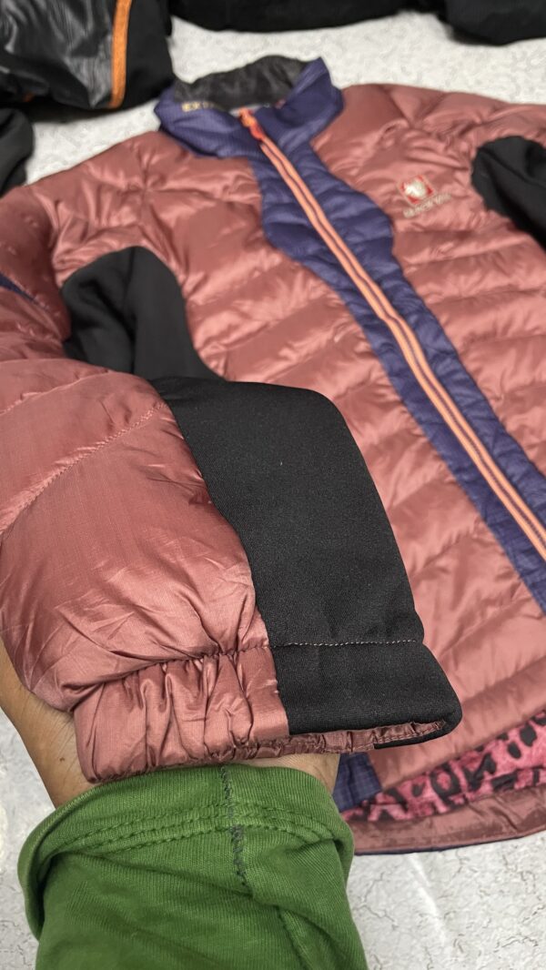 Black Yak Women’s Winter Puffer Jacket Brown black size S - Image 3