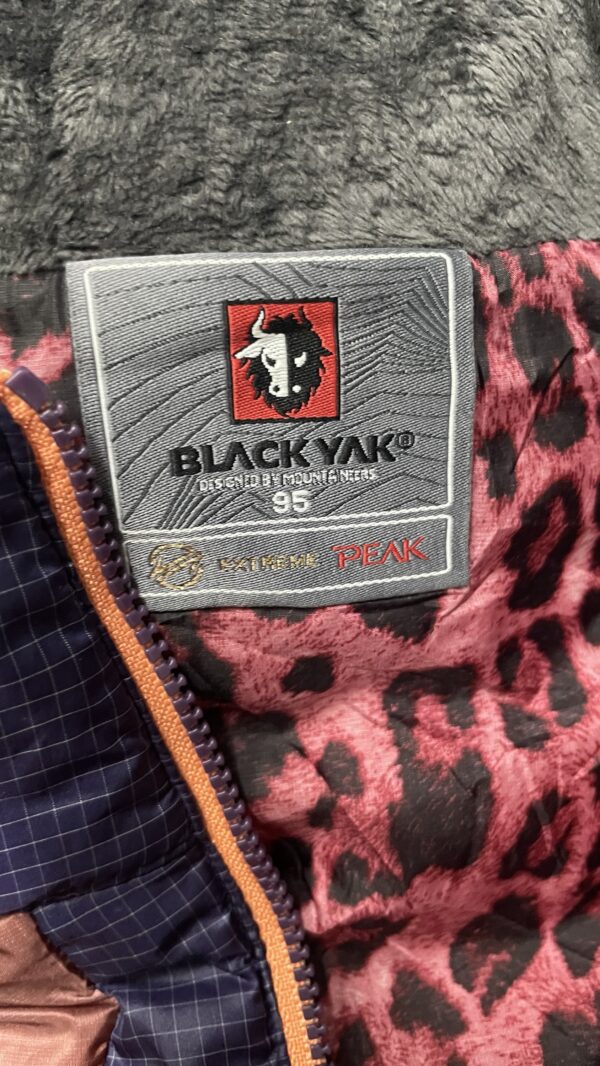 Black Yak Women’s Winter Puffer Jacket Brown black size S - Image 6