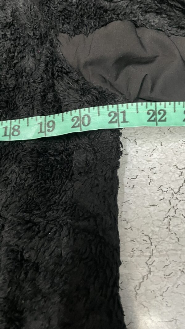 New balance fleece jacket thrift store