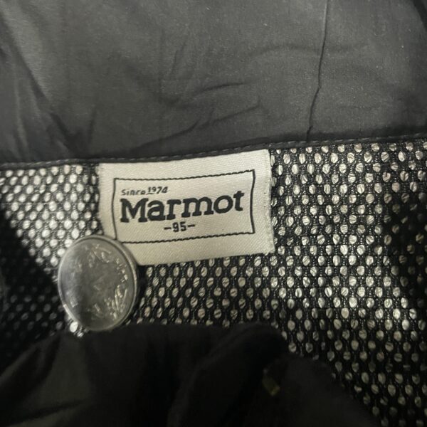 Marmot Winter Puffer Jacket Lite Wight Size L Black - Image 3