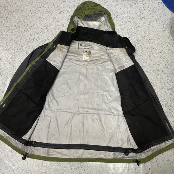 Columbia Titanium Hooded Winter Jacket Size Xl Green Black - Image 3